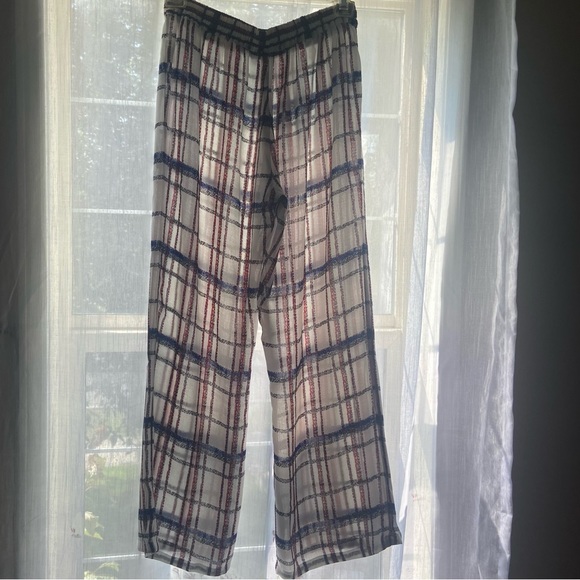 TOV Los Angeles women stripe white stripes polyester pants. Size 42. Used - Picture 9 of 12